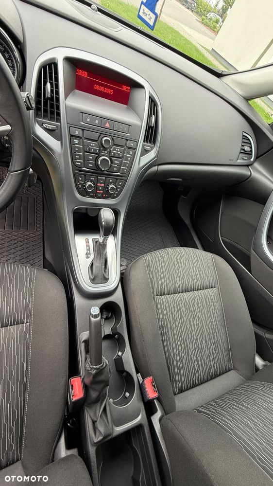 Opel Astra 1.4 T Enjoy EU6 - 9