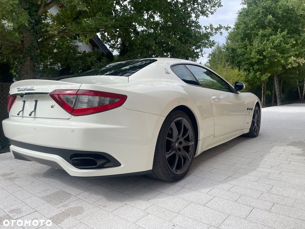 Maserati GranTurismo Sport - 5
