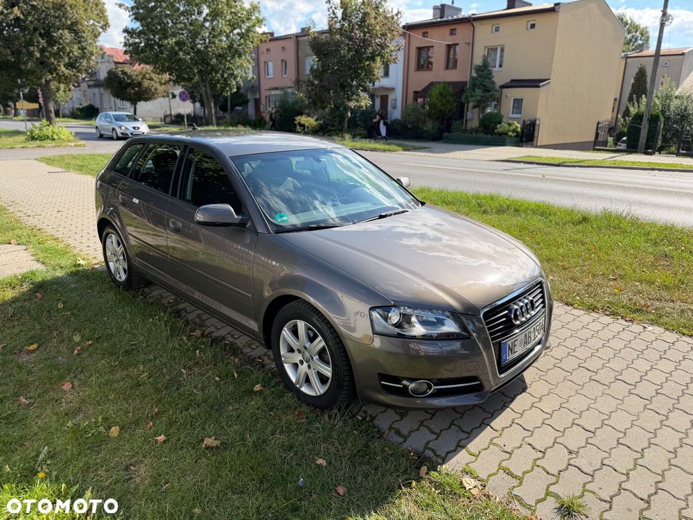 Audi A3 Sportback 2.0 TDI Ambiente - 6