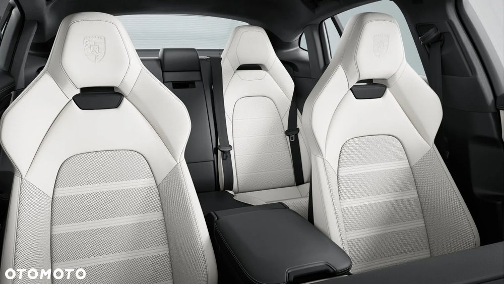 Porsche Panamera 4S E-Hybrid - 5