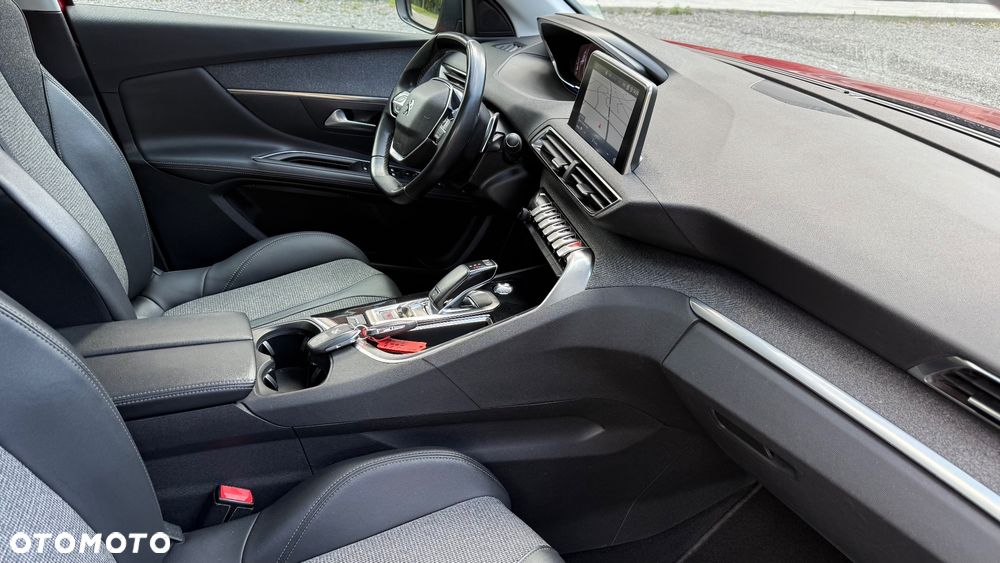 Peugeot 3008 PureTech 130 Stop & Start GPF EAT8 Allure Business-Paket - 7