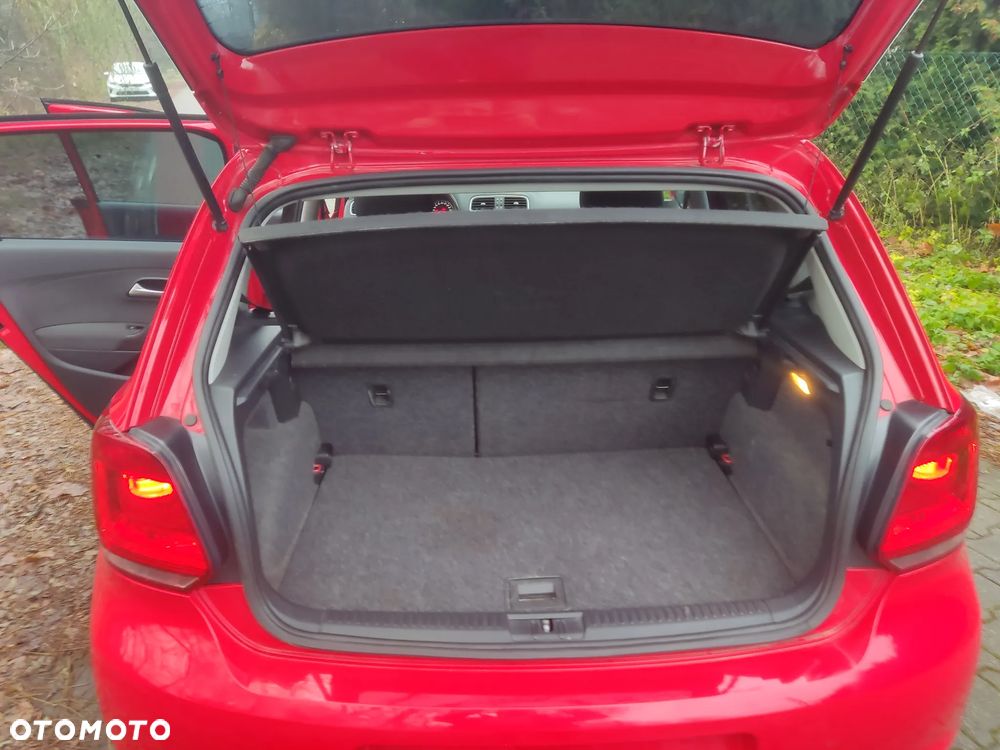 Volkswagen Polo 1.4 Comfortline - 14