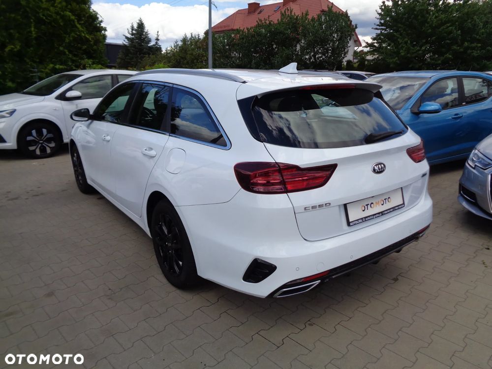 Kia Ceed 1.6 GDI DCT OPF Platinum Edition - 5