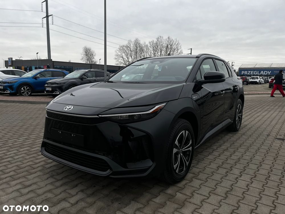 Nowy Toyota bZ4X 2024 - 196 500 PLN, 1 km - Otomoto.pl