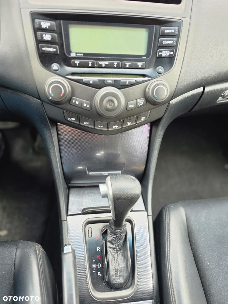 Honda Accord 2.0 Comfort - 6