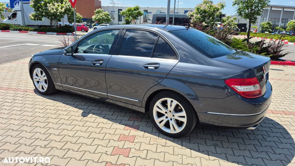 Mercedes-Benz C 200 CGI Automatik BlueEFFICIENCY Avantgarde - 18