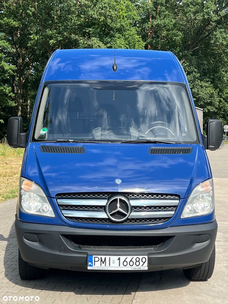 Mercedes-Benz Sprinter - 17