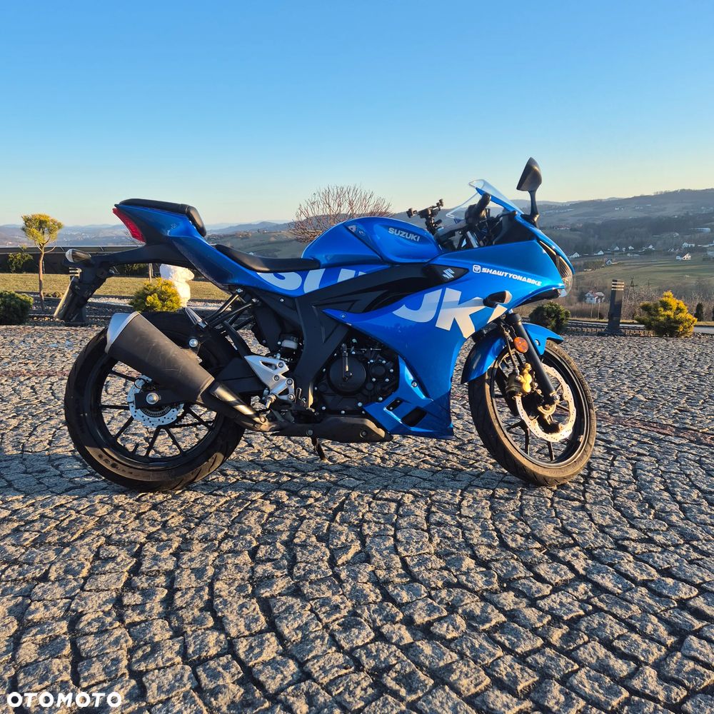 Suzuki GSX - 1