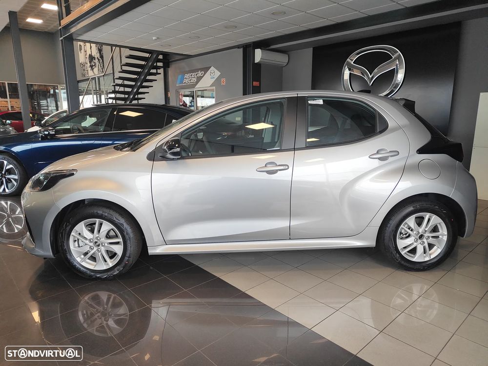 Mazda 2 1.5 L Hybrid VVT-i Centre-Line - 3