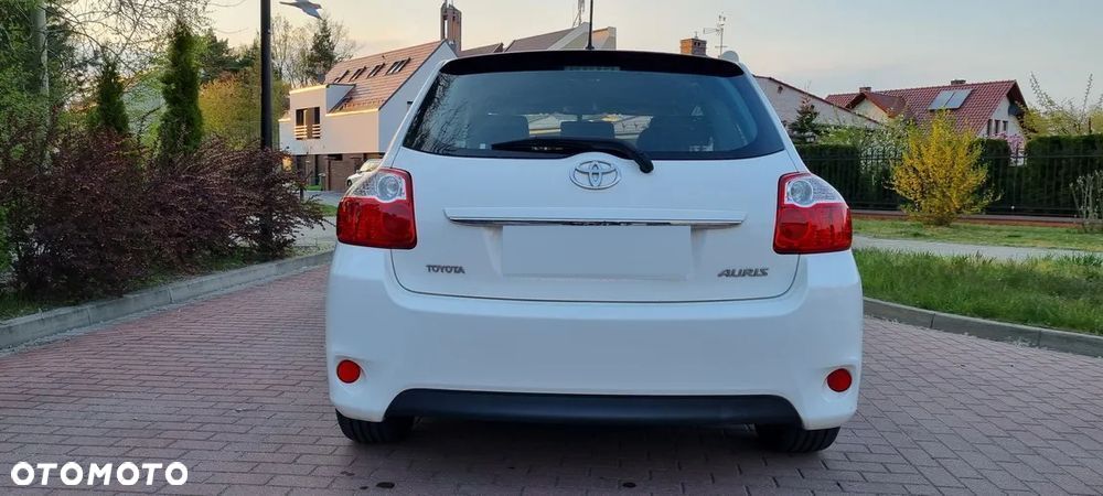 Toyota Auris 1.33 VVT-i Edition - 5