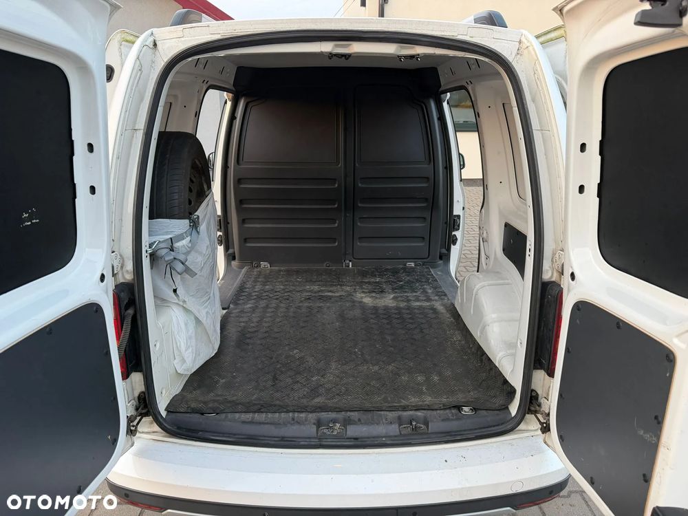 Volkswagen Caddy 2.0 TDI Alltrack - 5