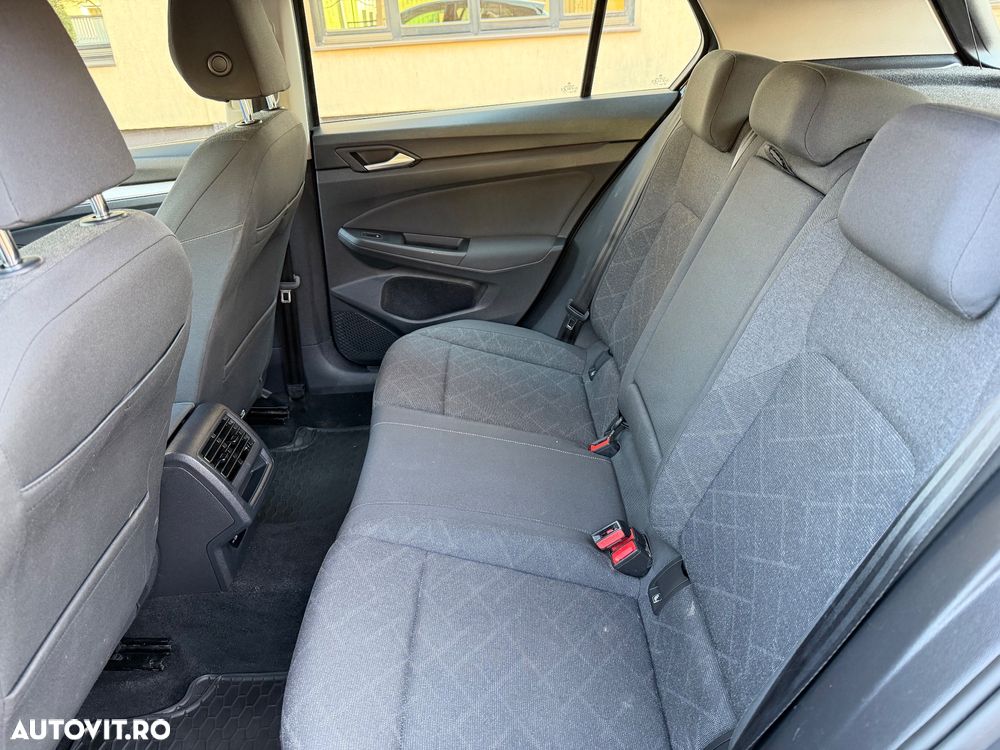 Volkswagen Golf - 16