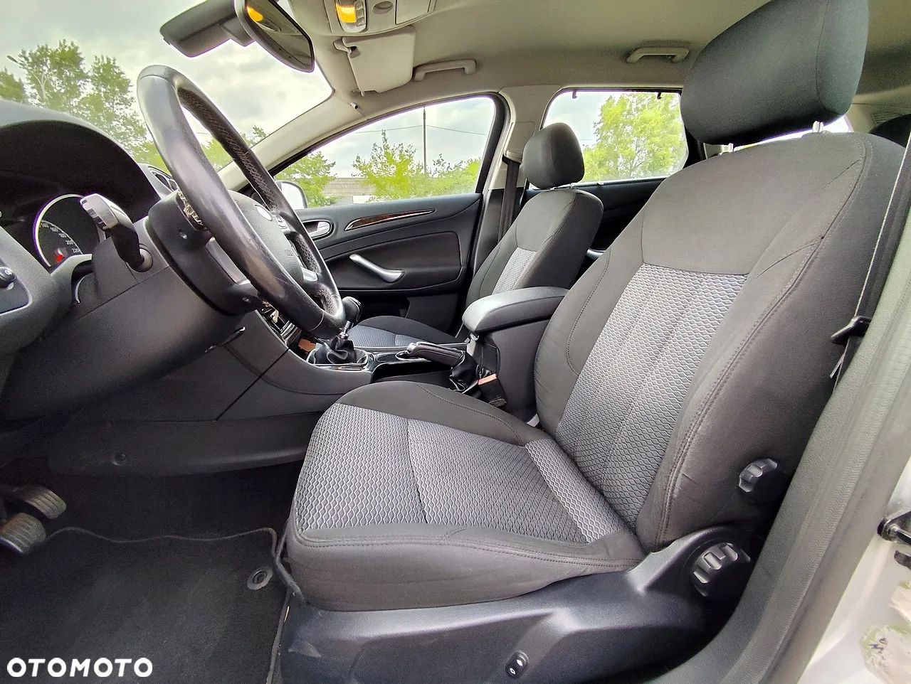Ford Mondeo 2.0 TDCi Ghia - 7