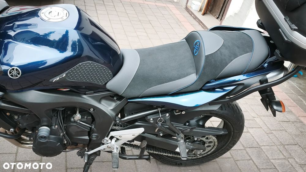 Yamaha FZ6 - 8