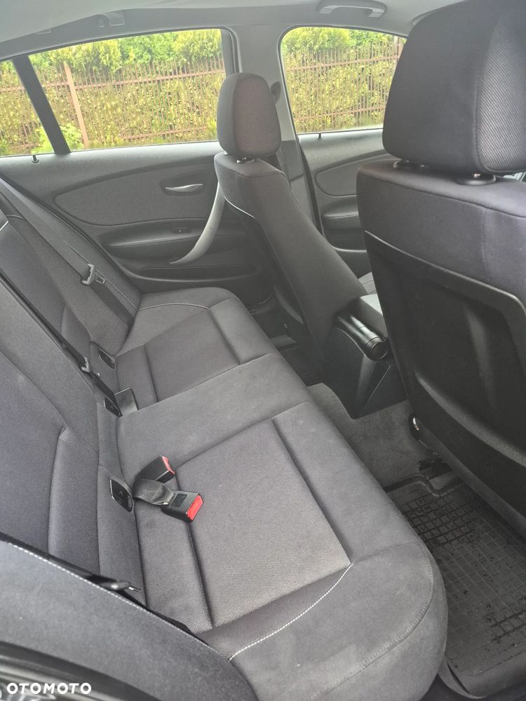 BMW Seria 1 - 27
