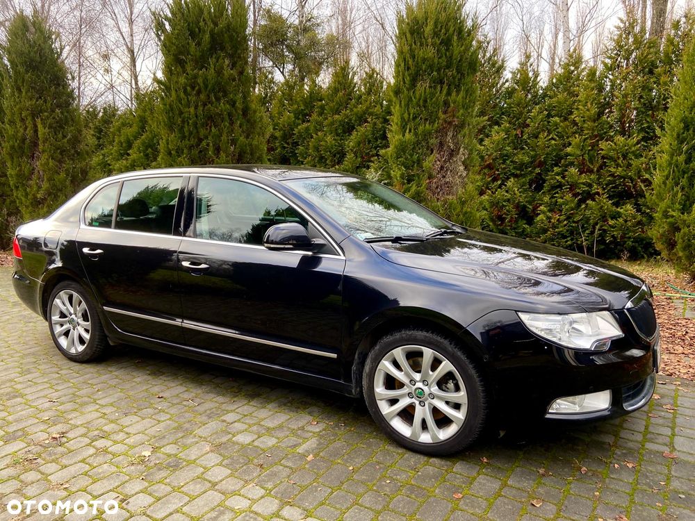 Skoda Superb 2.0 TSI Platinum DSG - 2