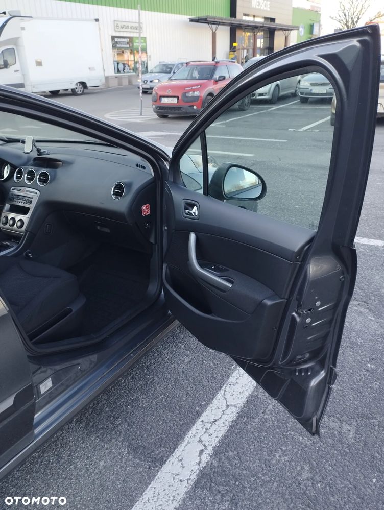 Peugeot 308 1.6 Premium - 8