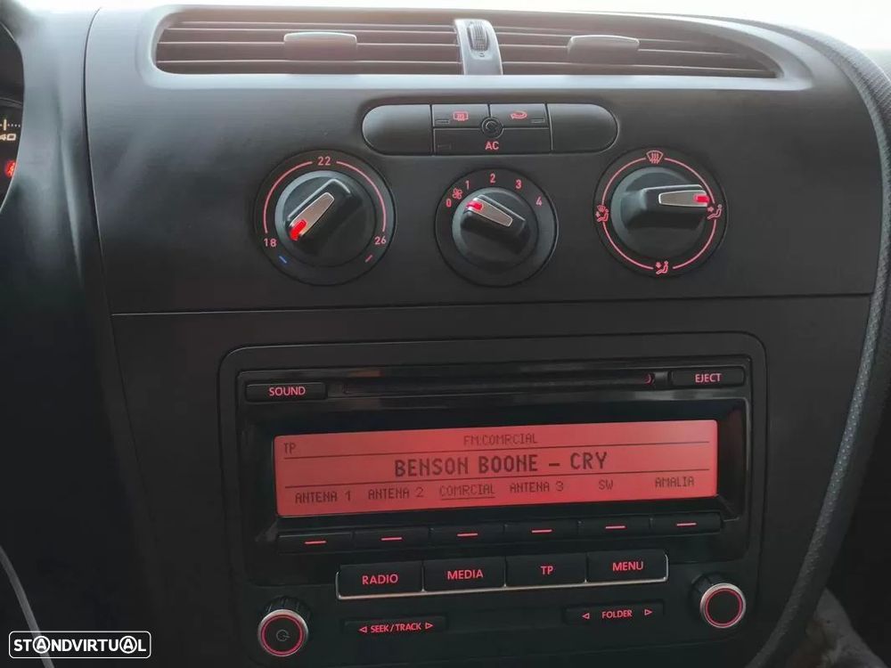 SEAT Leon 1.6 TDI DPF Ecomotive Style - 12