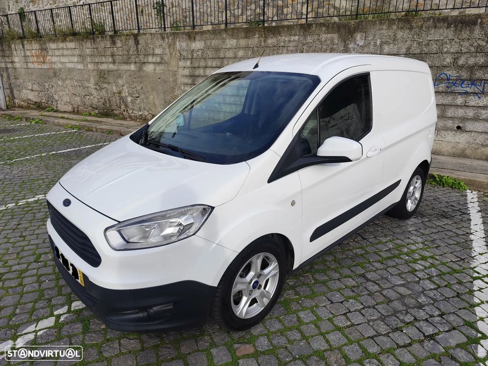 Ford Transit Courier - 3
