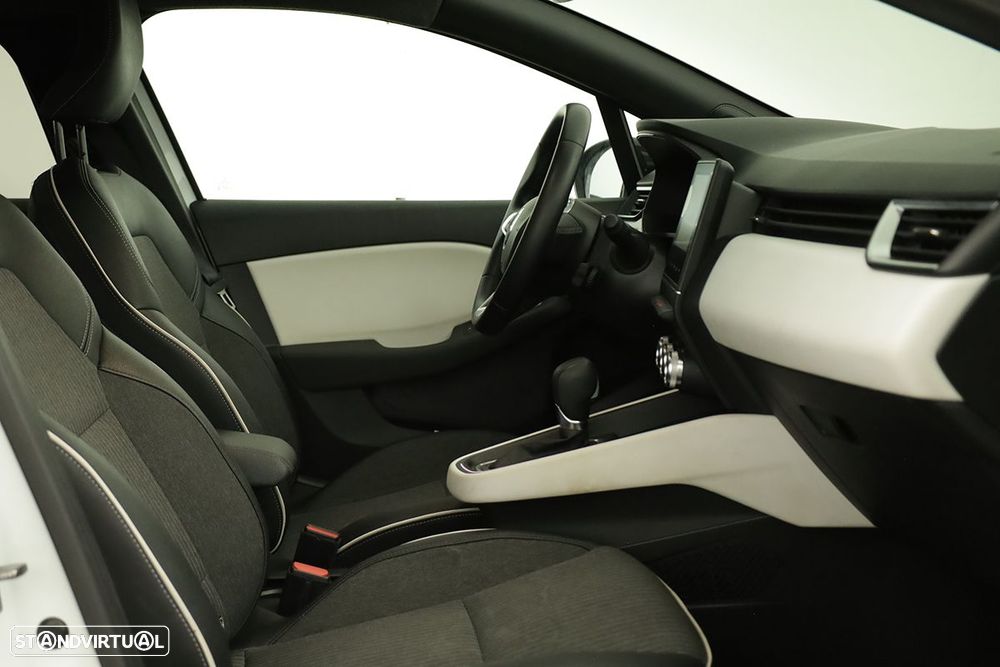 Renault Clio 1.0 TCe Techno CVT - 22