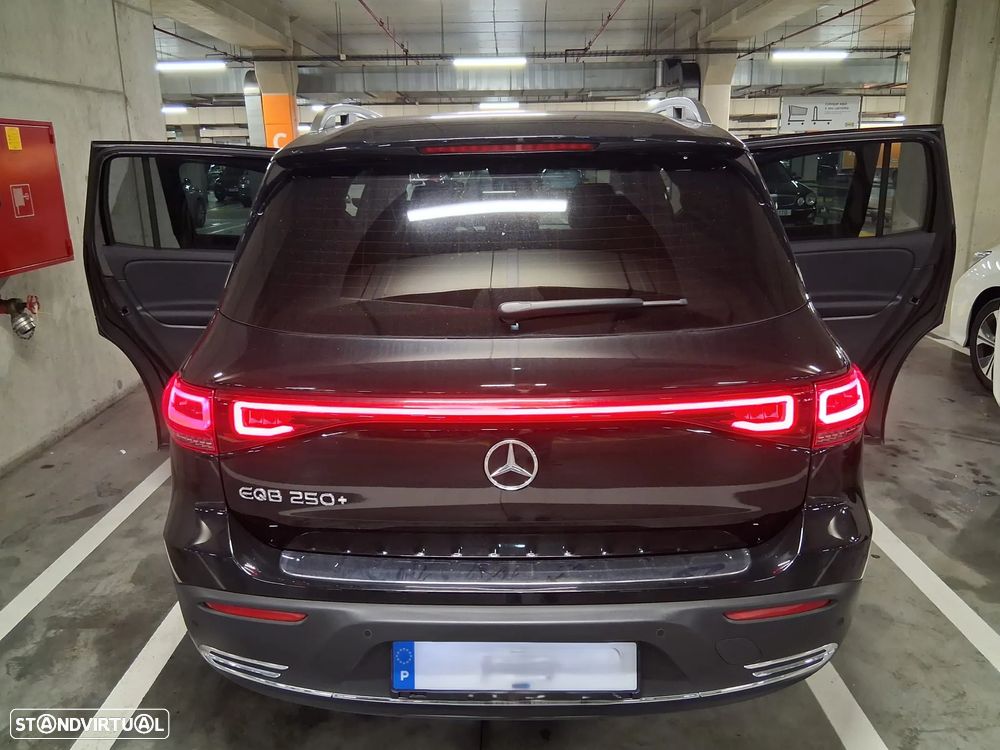 Mercedes-Benz EQB 250+ Edition 1 - 15