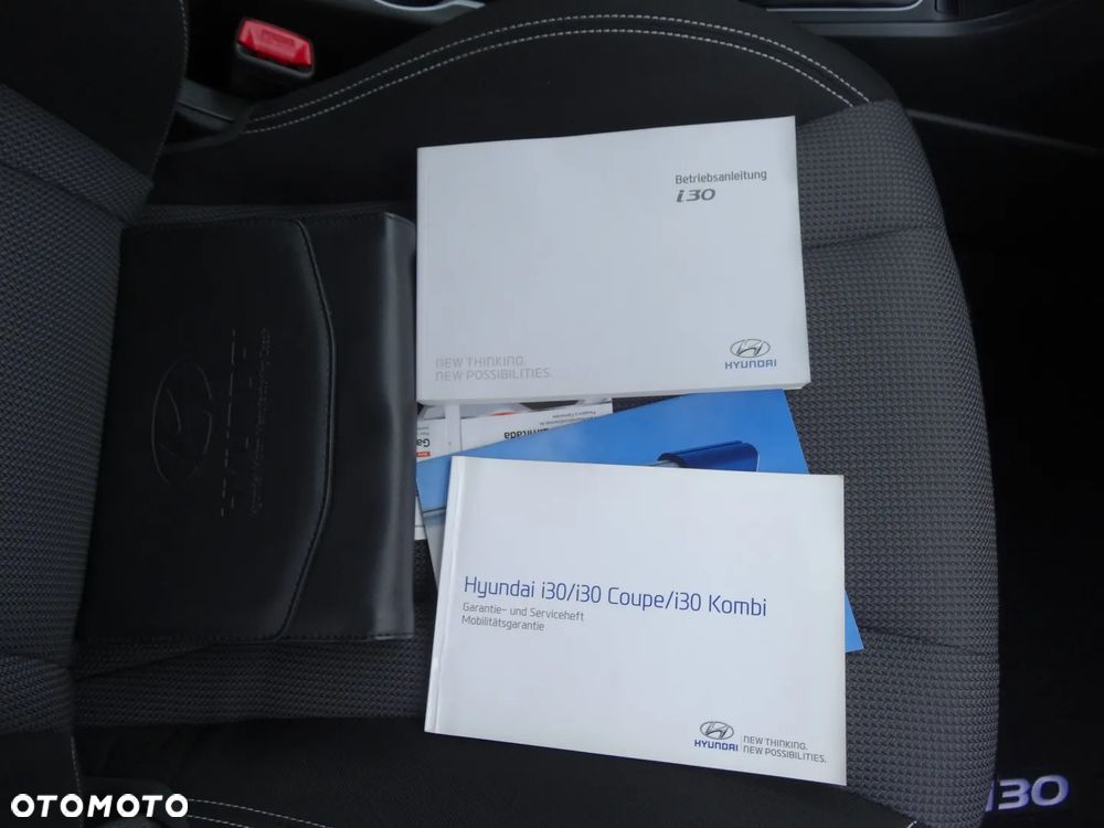 Hyundai i30 blue 1.6 GDI Passion - 37
