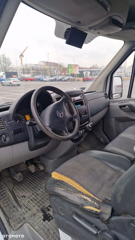 Mercedes-Benz Sprinter - 5