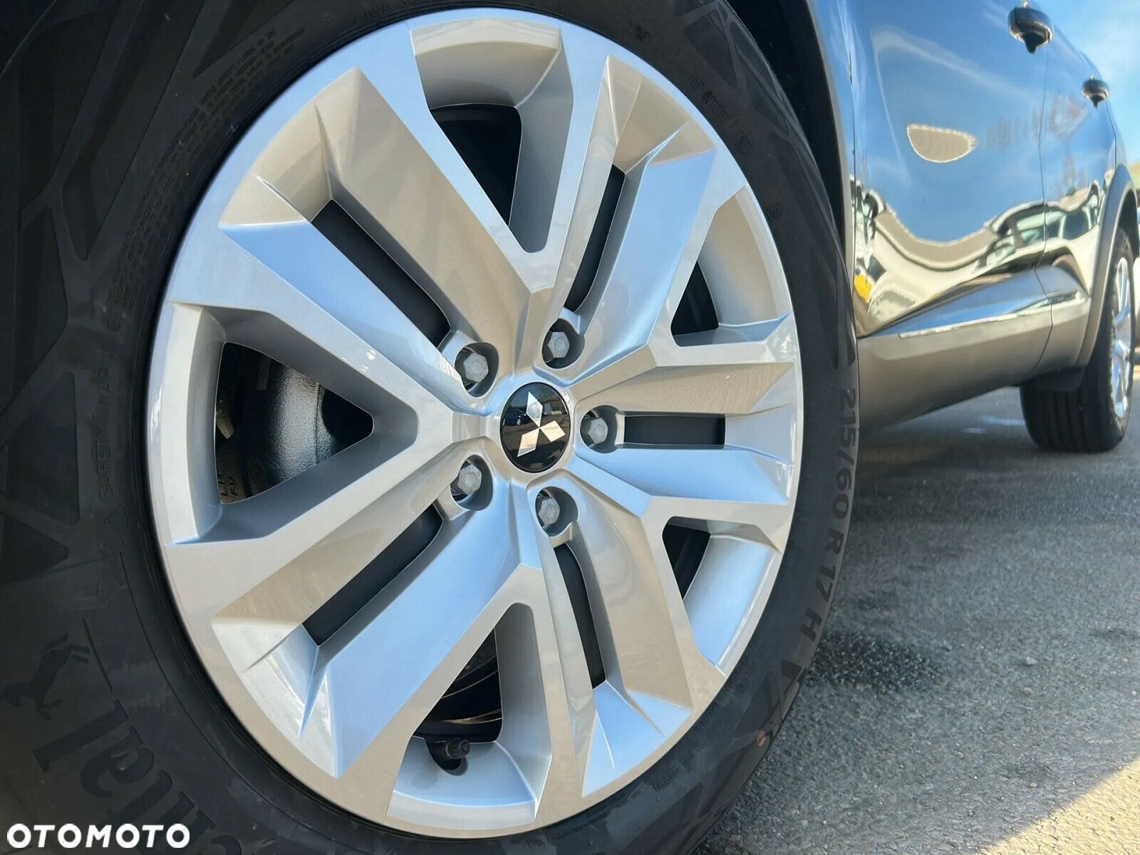 Mitsubishi ASX - 9