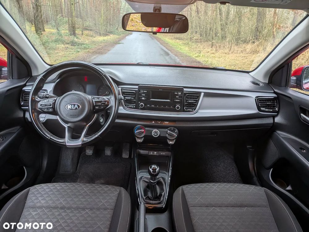 Kia Rio 1.2 Edition 7 - 11