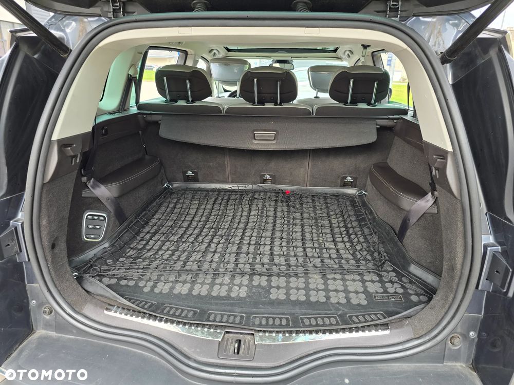 Renault Espace 1.6 dCi Energy Initiale Paris EDC 7os - 39