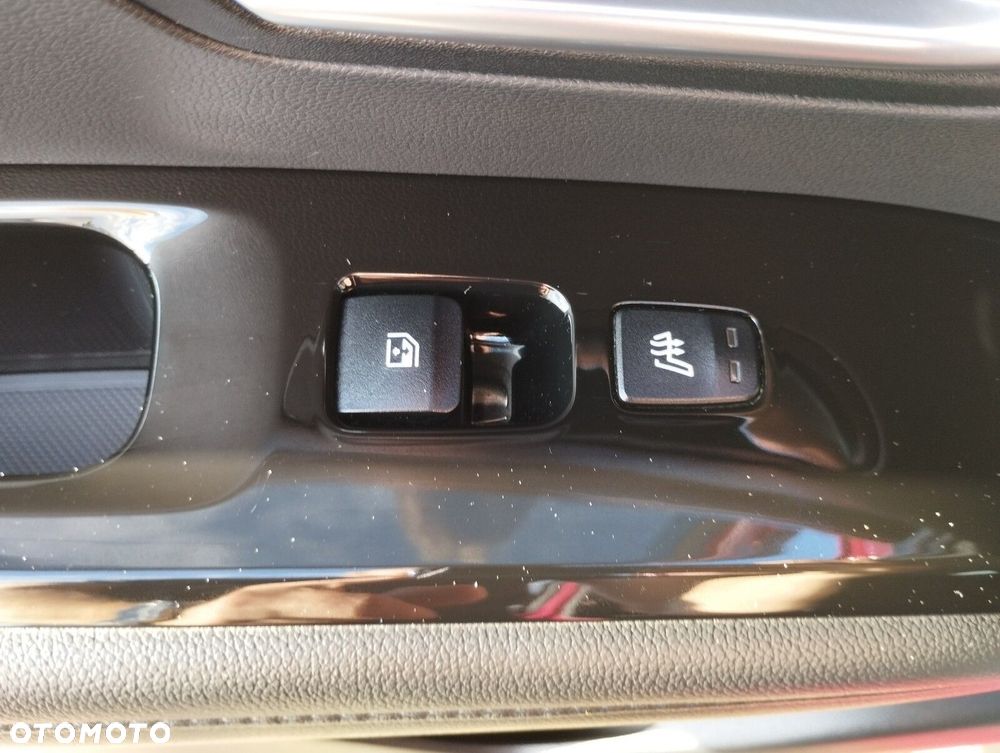 Hyundai Tucson 1.6 T-GDi HEV Executive 2WD - 26