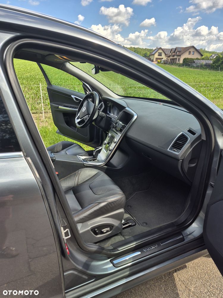 Volvo XC 60 T6 AWD Geartronic Linje Inscription - 14