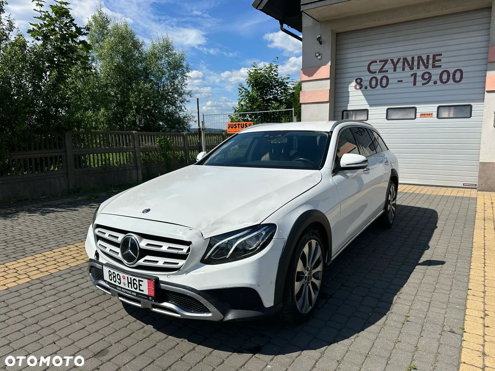 Mercedes-Benz Klasa E 220 d 4-Matic All-Terrain - 2