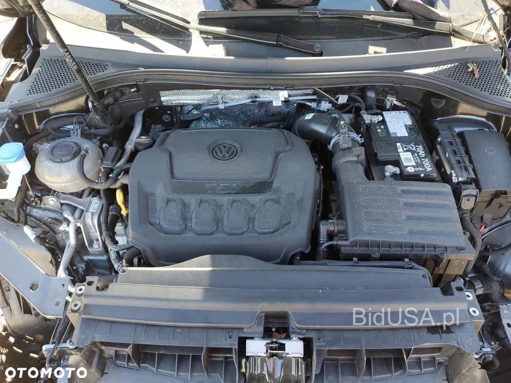Volkswagen Tiguan - 10