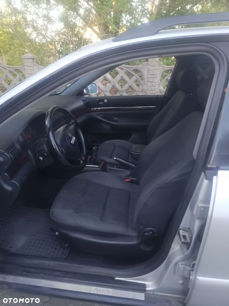 Audi A4 Avant 1.9 TDI - 9