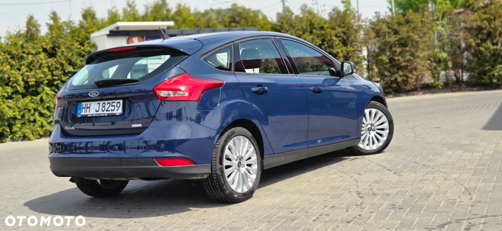 Ford Focus - 16