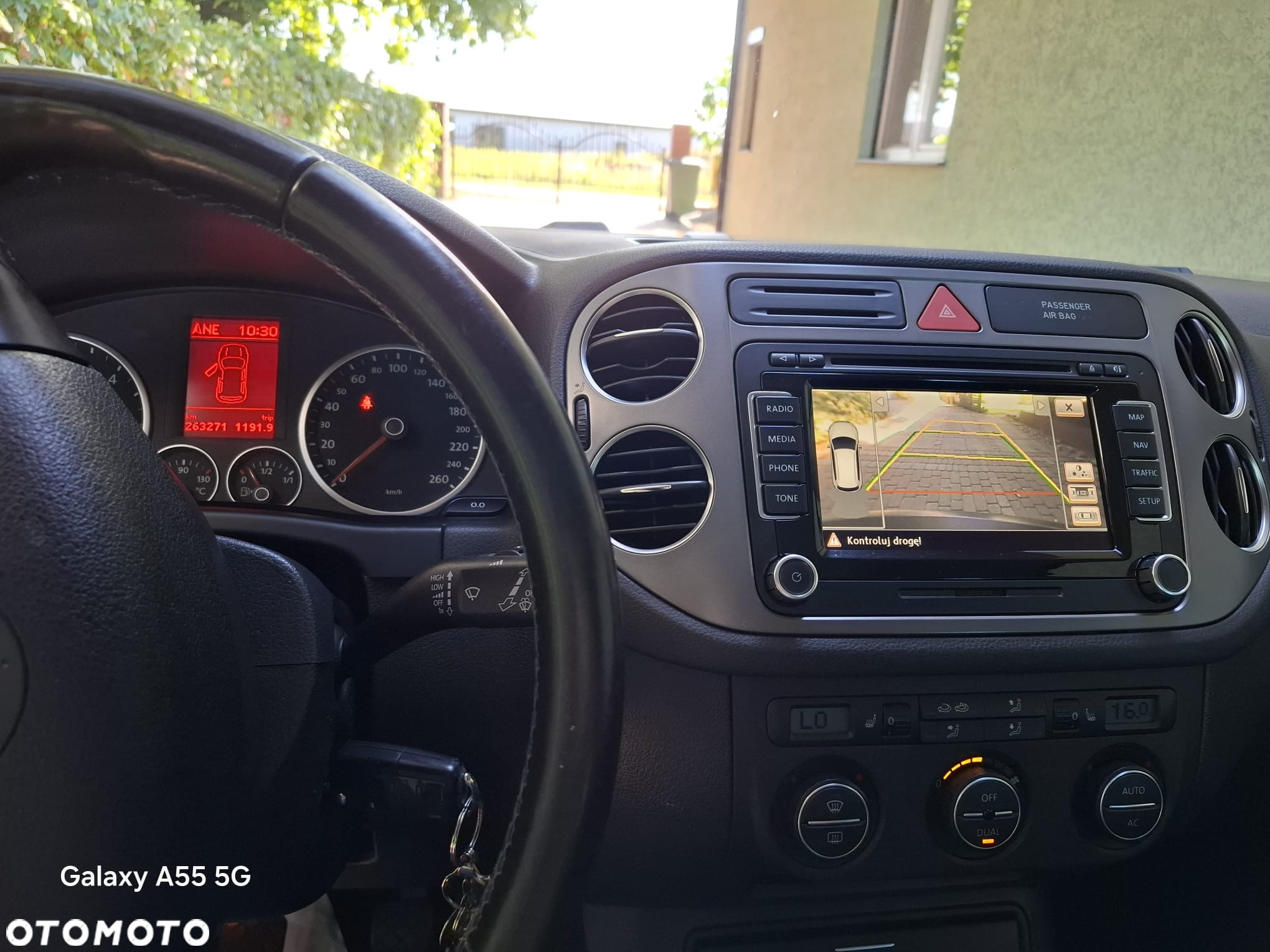 Volkswagen Tiguan - 17