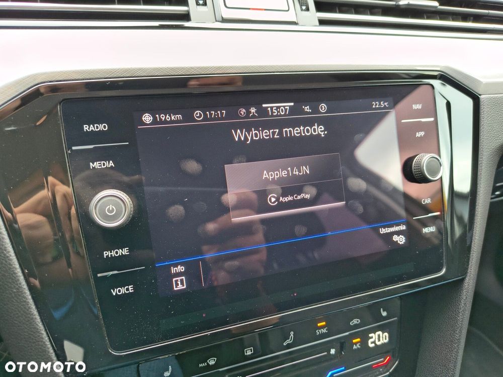 Volkswagen Passat - 28