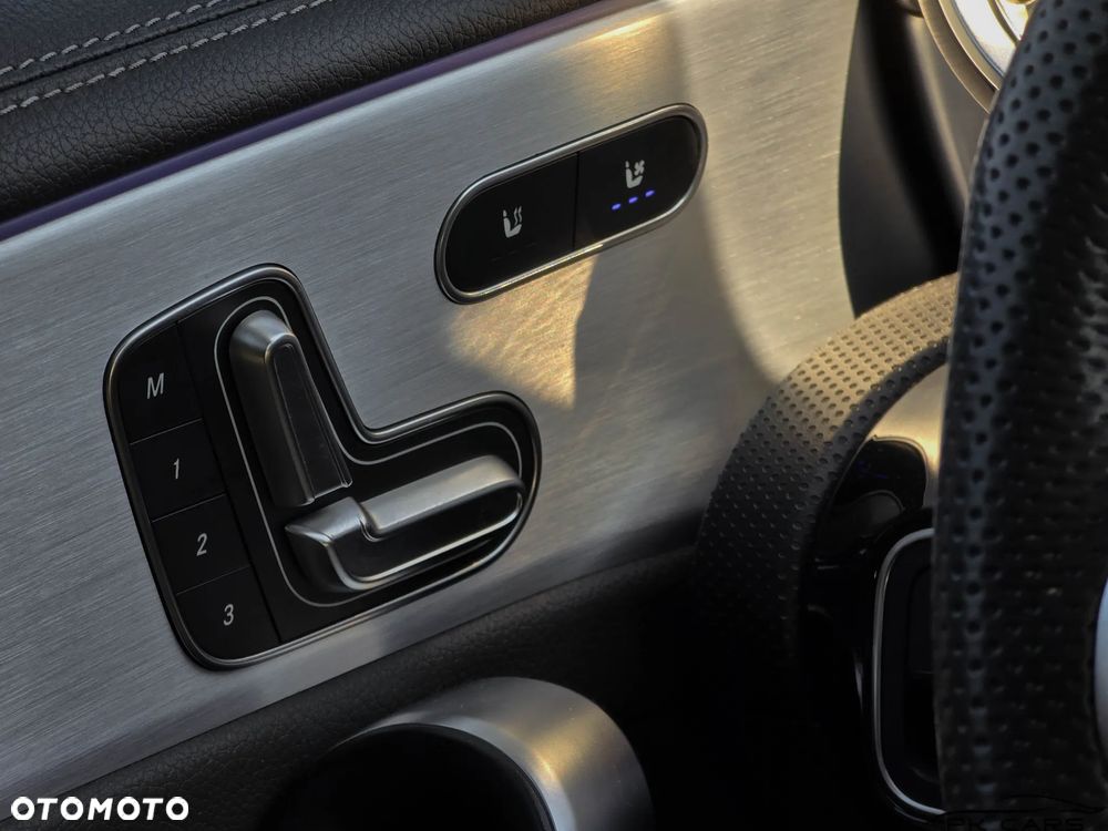 Mercedes-Benz Klasa A 35 AMG 4-Matic Edition 1 7G-DCT - 30