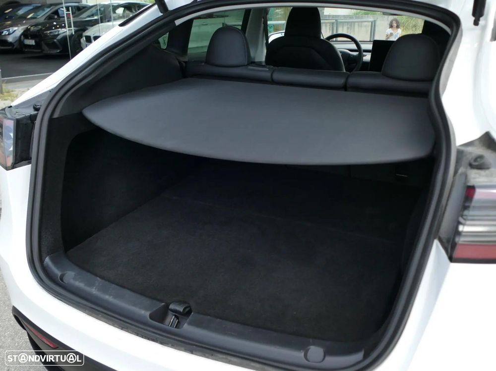 Tesla Model Y Tração Traseira - 13