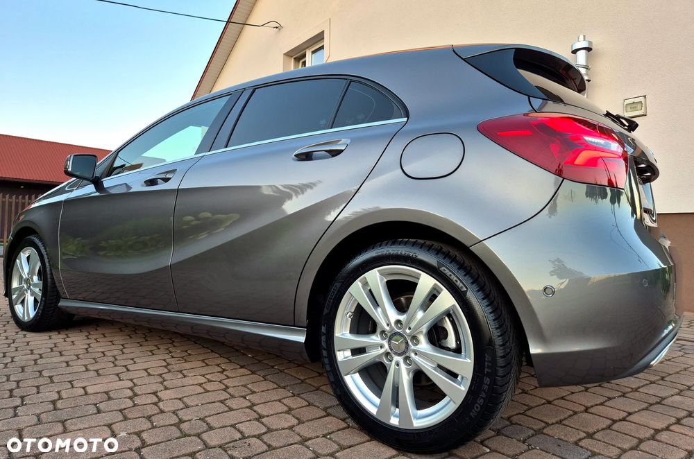 Mercedes-Benz Klasa A 180 (BlueEFFICIENCY) Urban - 38
