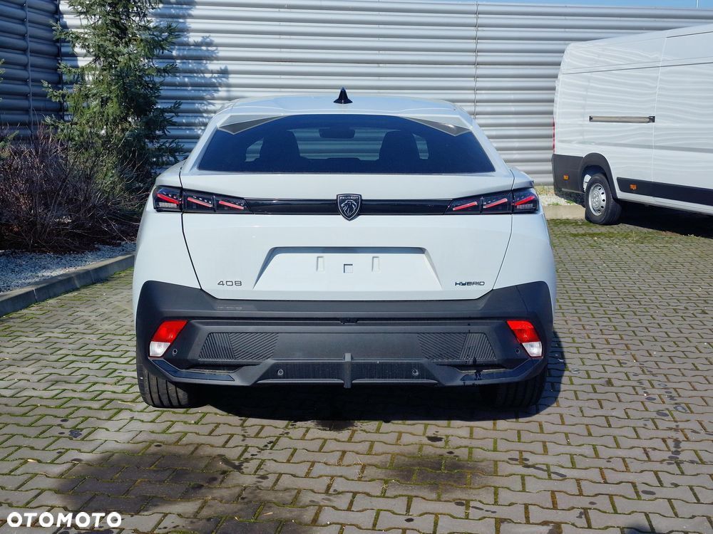 Peugeot 408 - 5