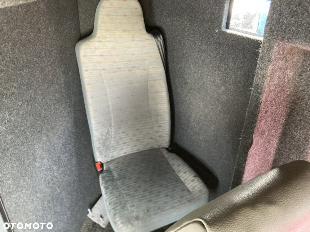 Volkswagen Transporter - 13