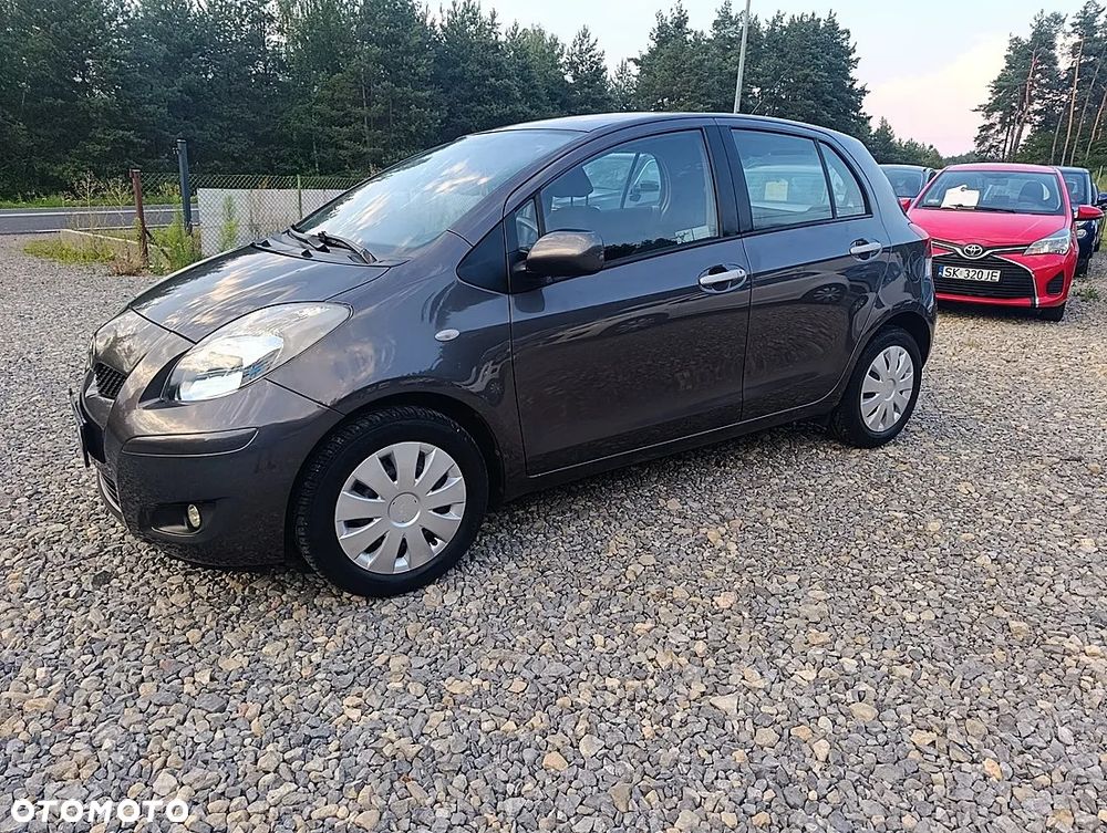 Toyota Yaris 1.33 Prestige - 2
