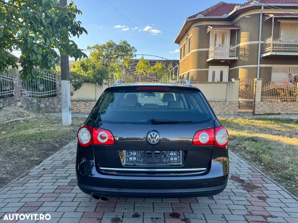 Volkswagen Passat - 4