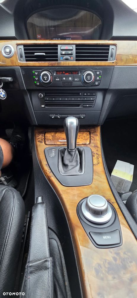 BMW Seria 3 318i - 19
