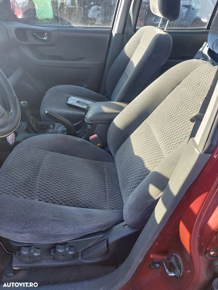 Dezmembrez Hyundai Santafe 2.4i - 10