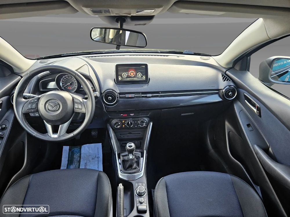 Mazda 2 1.5 Sky.Evolve Navi - 21