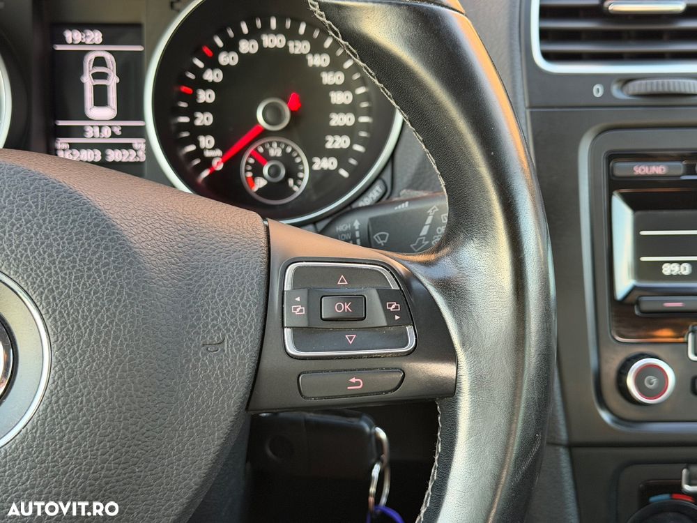 Volkswagen Golf 1.2 TSI BlueMotion Technology Style - 26