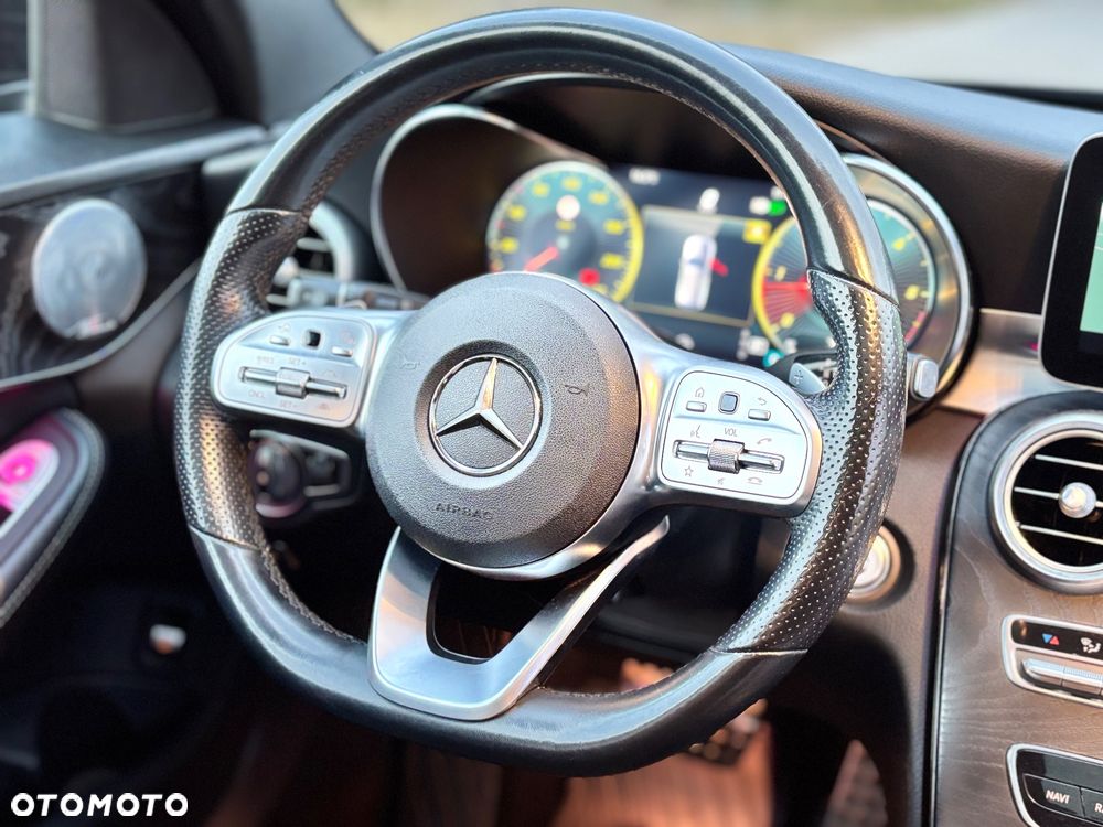 Mercedes-Benz Klasa C 220 d 9G-TRONIC AMG Line - 26